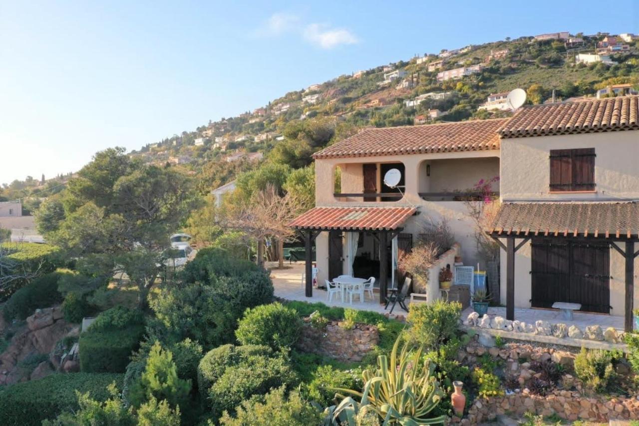 Waterfront House With Sea View Villa Saint-Raphael  Bagian luar foto